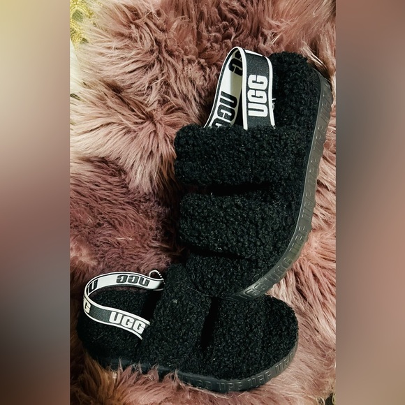 Black Never-worn Ugg slippers - Picture 1 of 8